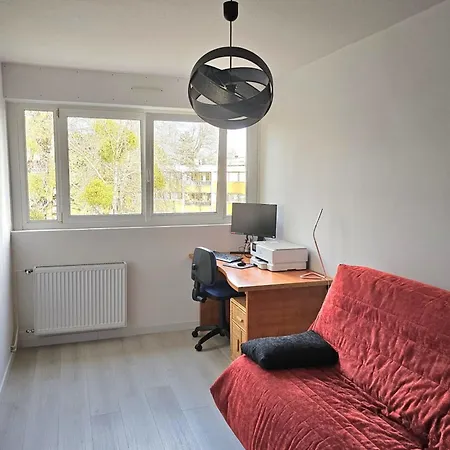 4-rooms With Wifi And Balcony * 생헤블랑